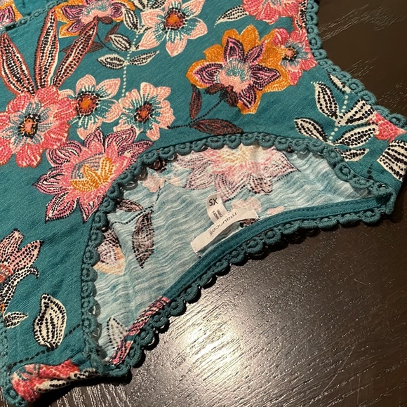 MAURICES Floral Eyelet Trim Peplum Tank - Picture 6 of 6